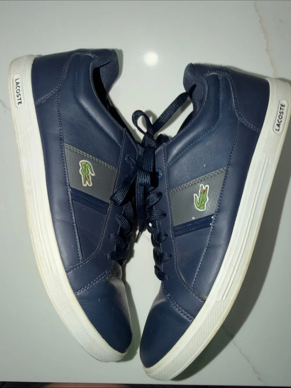 Lacoste Men's Navy and White Low-Top Sneakers